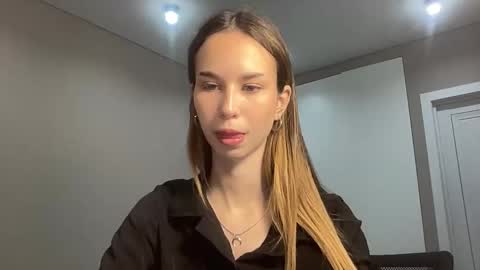 Snapshot of tryme_muse chatting on January 12, 5:07 pm tryme_muse online show from January 12, 5:07 pm