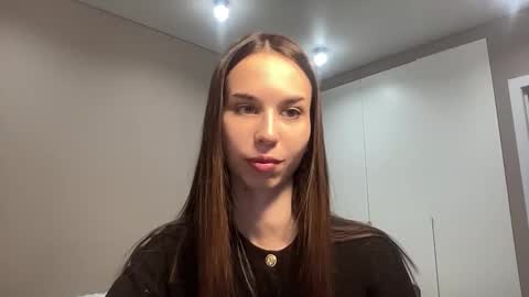 Snapshot of tryme_muse chatting on February 6, 5:16 pm tryme_muse online show from February 6, 5:16 pm