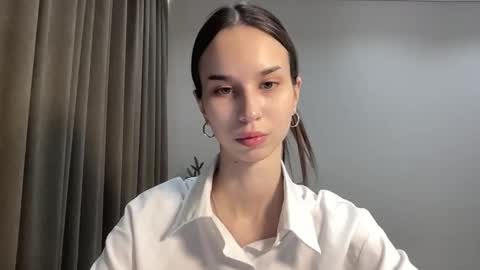 Snapshot of tryme_muse chatting on February 8, 5:16 pm tryme_muse online show from February 8, 5:16 pm