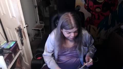 Anne online show from May 17, 9:17 am