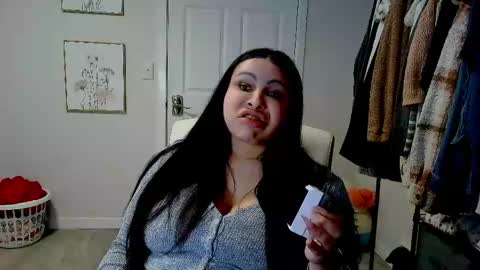Day online show from May 5, 10:29 pm