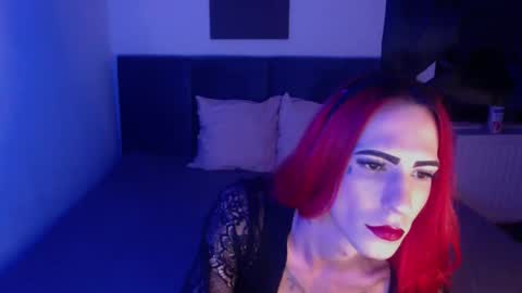 Snapshot of ts_girl_666 chatting on October 1, 5:52 pm ts_girl_666 online show from October 1, 5:52 pm