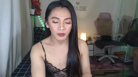 Snapshot of ts_jadexxx chatting on February 3, 1:52 am Jade online show from February 3, 1:52 am