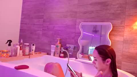 TS Rose25 online show from October 27, 8:46 pm