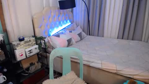 Snapshot of ts_tatiana chatting on December 8, 11:03 am billie online show from December 8, 11:03 am