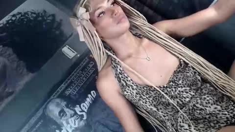 Snapshot of ts_wakowako chatting on March 2, 3:30 am Lexi Fox online show from March 2, 3:30 am