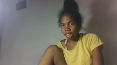 tsaraflorida online show from December 3, 10:46 am