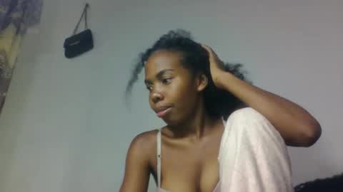 tsaraflorida online show from December 5, 8:49 pm