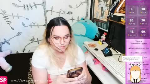 Snapshot of tscammy chatting on April 5, 12:41 am Tscammy online show from April 5, 12:41 am