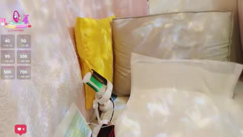 Snapshot of tscn88 chatting on February 5, 12:37 am Anne Bebe online show from February 5, 12:37 am