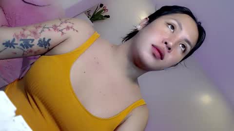 Julian online show from November 15, 6:59 pm