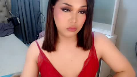 jayvie online show from May 15, 8:16 pm