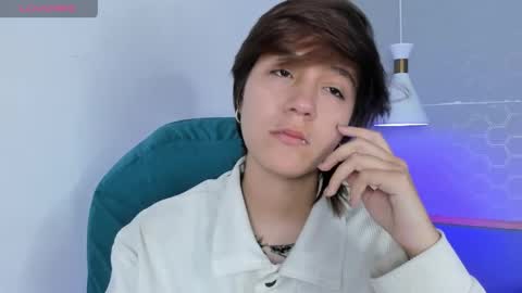 Snapshot of tsuki_maru chatting on April 14, 1:39 pm Maru online show from April 14, 1:39 pm