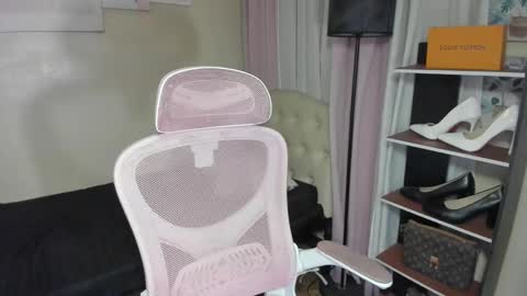 tsuncutrhein online show from October 12, 8:30 pm