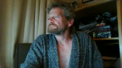 Snapshot of ttb2769 chatting on November 24, 6:13 am ttb2769 online show from November 24, 6:13 am