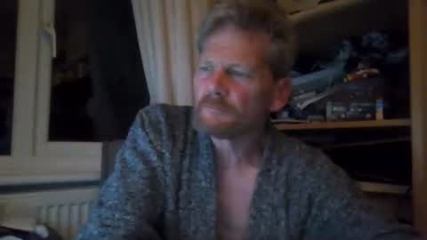 Snapshot of ttb2769 chatting on December 4, 6:23 am ttb2769 online show from December 4, 6:23 am