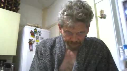 Snapshot of ttb2769 chatting on December 16, 6:29 am ttb2769 online show from December 16, 6:29 am