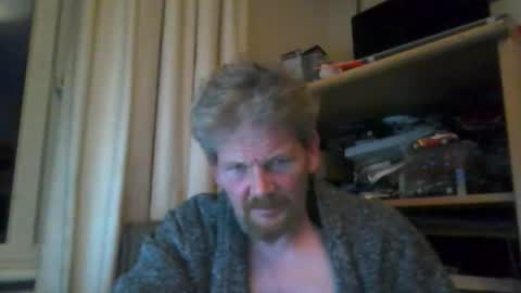 Snapshot of ttb2769 chatting on January 10, 7:32 am ttb2769 online show from January 10, 7:32 am