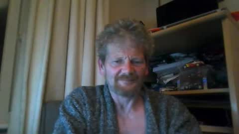 Snapshot of ttb2769 chatting on January 12, 5:34 am ttb2769 online show from January 12, 5:34 am