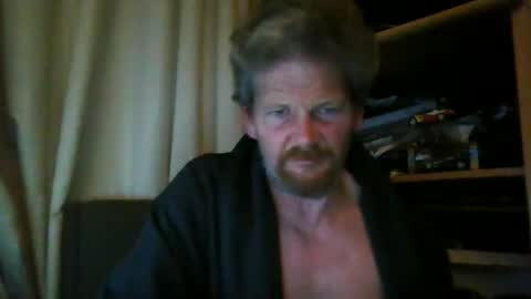 Snapshot of ttb2769 chatting on February 10, 6:06 am ttb2769 online show from February 10, 6:06 am