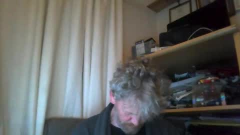 Snapshot of ttb2769 chatting on April 14, 4:40 am ttb2769 online show from April 14, 4:40 am