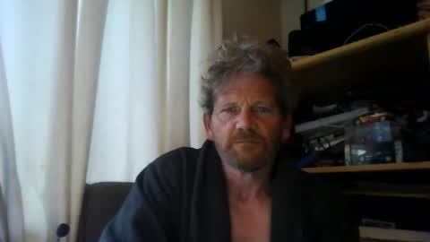 Snapshot of ttb2769 chatting on April 20, 5:10 am ttb2769 online show from April 20, 5:10 am