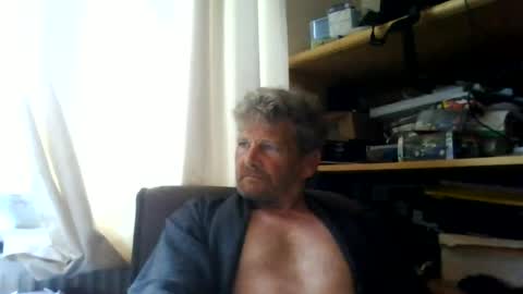 Snapshot of ttb2769 chatting on June 24, 4:44 am ttb2769 online show from June 24, 4:44 am