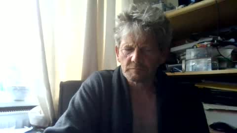 Snapshot of ttb2769 chatting on July 4, 6:41 am ttb2769 online show from July 4, 6:41 am