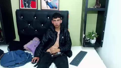 ttimy online show from February 10, 8:31 pm