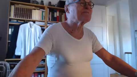 FINN but call me NANNA online show from January 15, 11:21 am