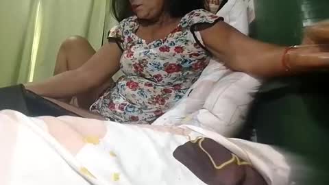 Mae online show from November 10, 10:20 pm