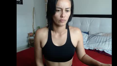 Snapshot of tucomplic69 chatting on June 1, 7:15 pm tucomplic69 online show from June 1, 7:15 pm