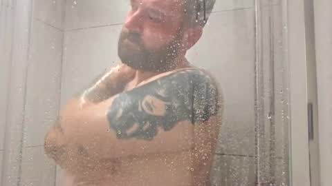 Snapshot of tunpau13 chatting on October 28, 11:07 pm tunpau13 online show from October 28, 11:07 pm