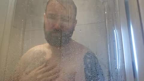 Snapshot of tunpau13 chatting on November 3, 9:32 am tunpau13 online show from November 3, 9:32 am