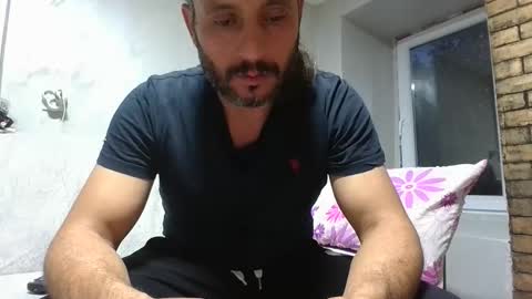 Snapshot of turkey_men34 chatting on May 10, 4:45 pm turkey_men34 online show from May 10, 4:45 pm