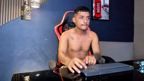 Snapshot of turnerstar chatting on April 1, 1:41 pm Turner online show from April 1, 1:41 pm