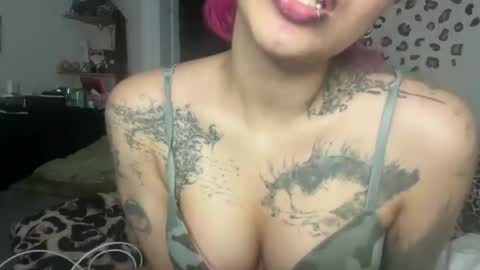 turntpixie online show from May 5, 3:25 am
