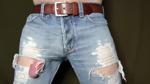 Snapshot of turquoise_metallic chatting on October 22, 2:23 am Phil Box online show from October 22, 2:23 am