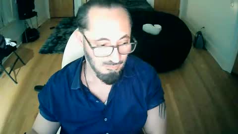 tuscan_taurus online show from March 17, 5:55 am