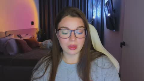 Ariana online show from October 7, 9:12 pm