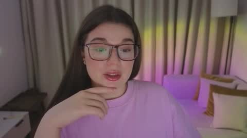 Ariana online show from February 2, 8:29 pm