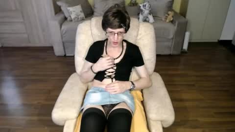 Clementine online show from May 11, 9:26 am