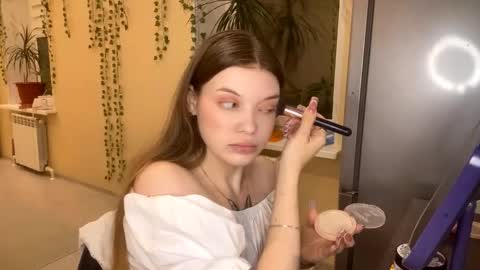 Snapshot of twandalazzar chatting on February 13, 6:15 pm Emily online show from February 13, 6:15 pm