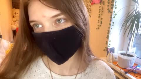 Emily online show from March 30, 2:07 pm