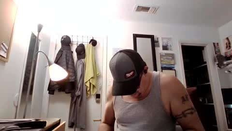 Snapshot of tweeter74 chatting on January 1, 9:41 pm Tweeter74 online show from January 1, 9:41 pm