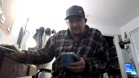 Snapshot of tweeter74 chatting on January 6, 2:14 pm Tweeter74 online show from January 6, 2:14 pm