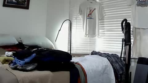 Snapshot of tweeter74 chatting on January 20, 7:46 pm Tweeter74 online show from January 20, 7:46 pm