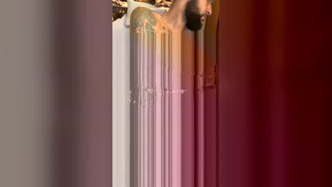 Snapshot of twinflamecaps chatting on April 20, 2:53 pm twinflamecaps online show from April 20, 2:53 pm