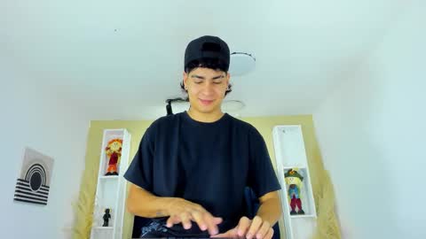 Snapshot of twink_bunny chatting on September 22, 11:23 am samu online show from September 22, 11:23 am