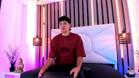 Snapshot of twink_bunny chatting on October 31, 12:06 pm samu online show from October 31, 12:06 pm